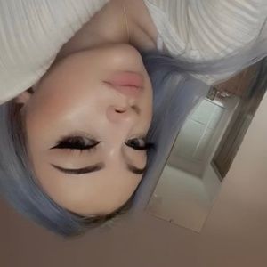 Meet your Posher, Alexiaa